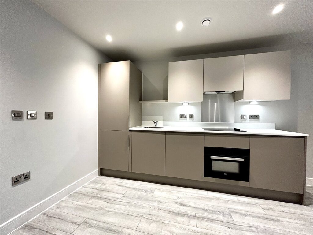 No1 Thames Valley, Wokingham Road, Bracknell, Berkshire, RG42 1AJ