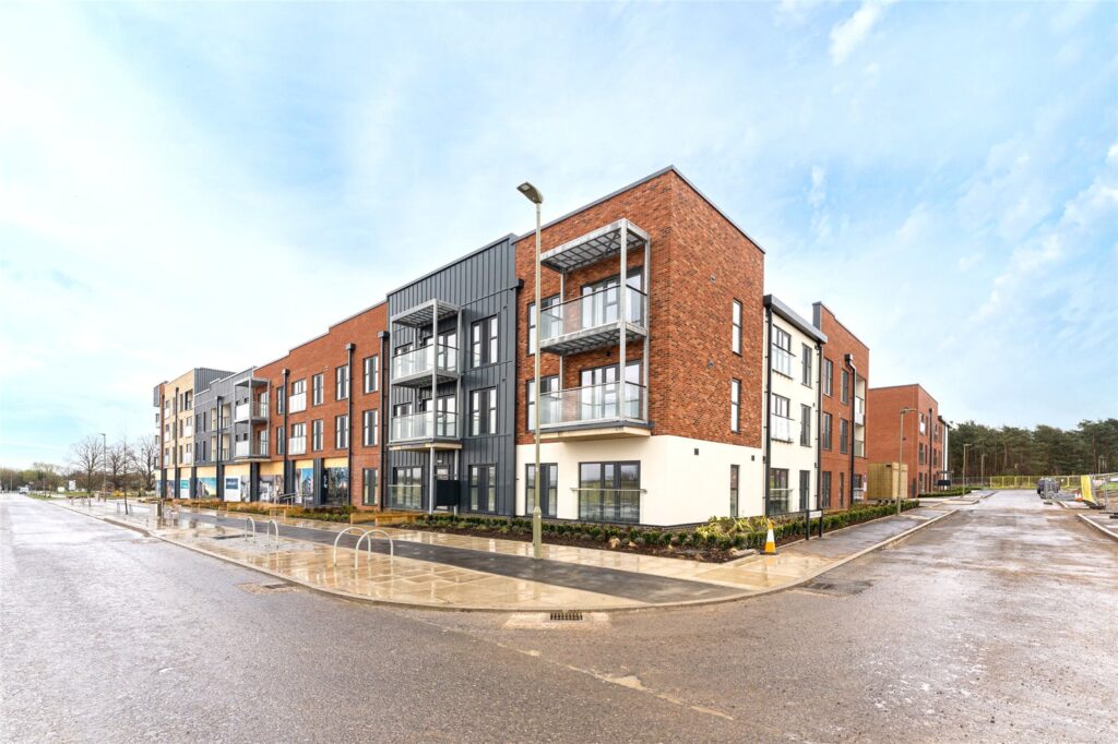 Trinity House North, 1 Anniversary Avenue West, Ambrosden, Bicester, Oxfordshire, OX25 2DQ