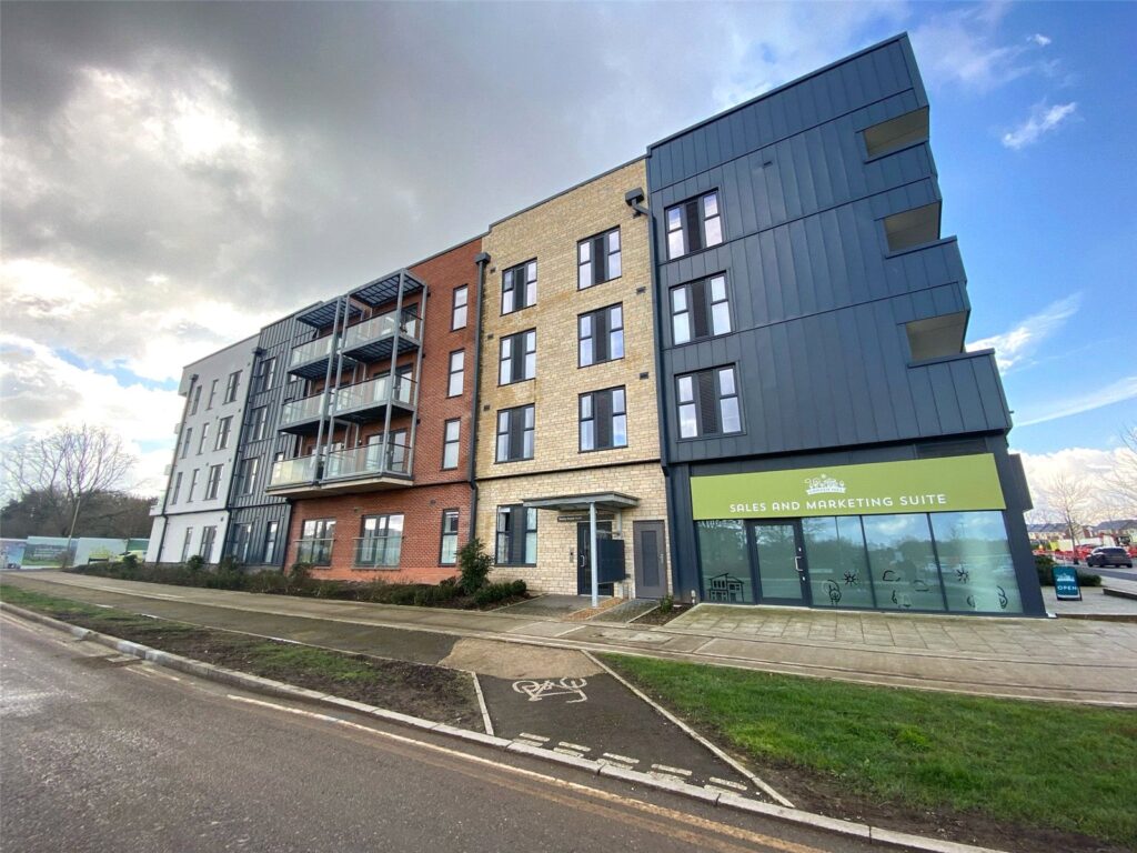 Trinity House West, 3 Graven Hill Road, Ambrosden, Bicester, Oxfordshire, OX25 2DR