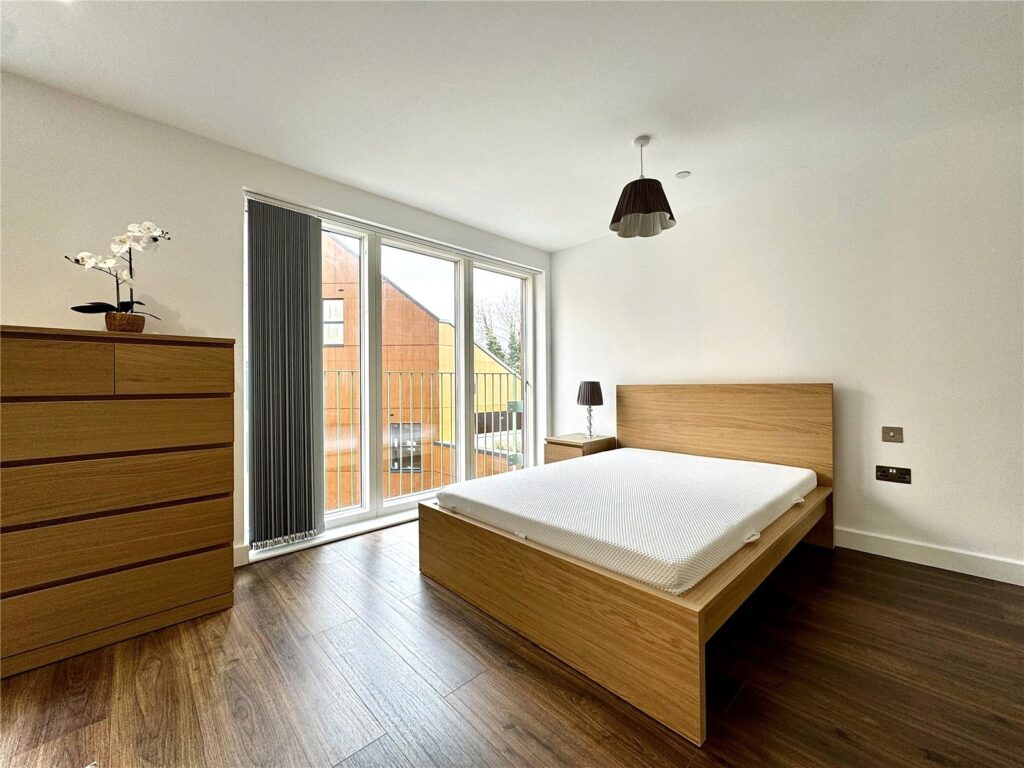 The Grand Exchange, Market Street, Bracknell, Berkshire, RG12 1DB