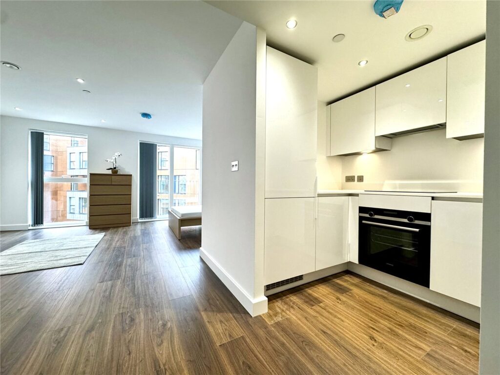 The Grand Exchange, Market Street, Bracknell, Berkshire, RG12 1DB