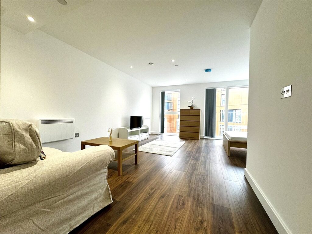 The Grand Exchange, Market Street, Bracknell, Berkshire, RG12 1DB