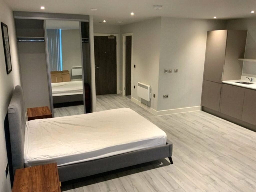 No1 Thames Valley, Wokingham Road, Bracknell, Berkshire, RG42 1AG