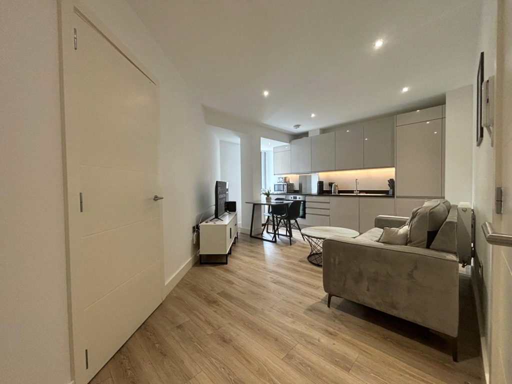 Broadoaks Apartments, 548 Streetsbrook Road, Solihull, B91 1QY